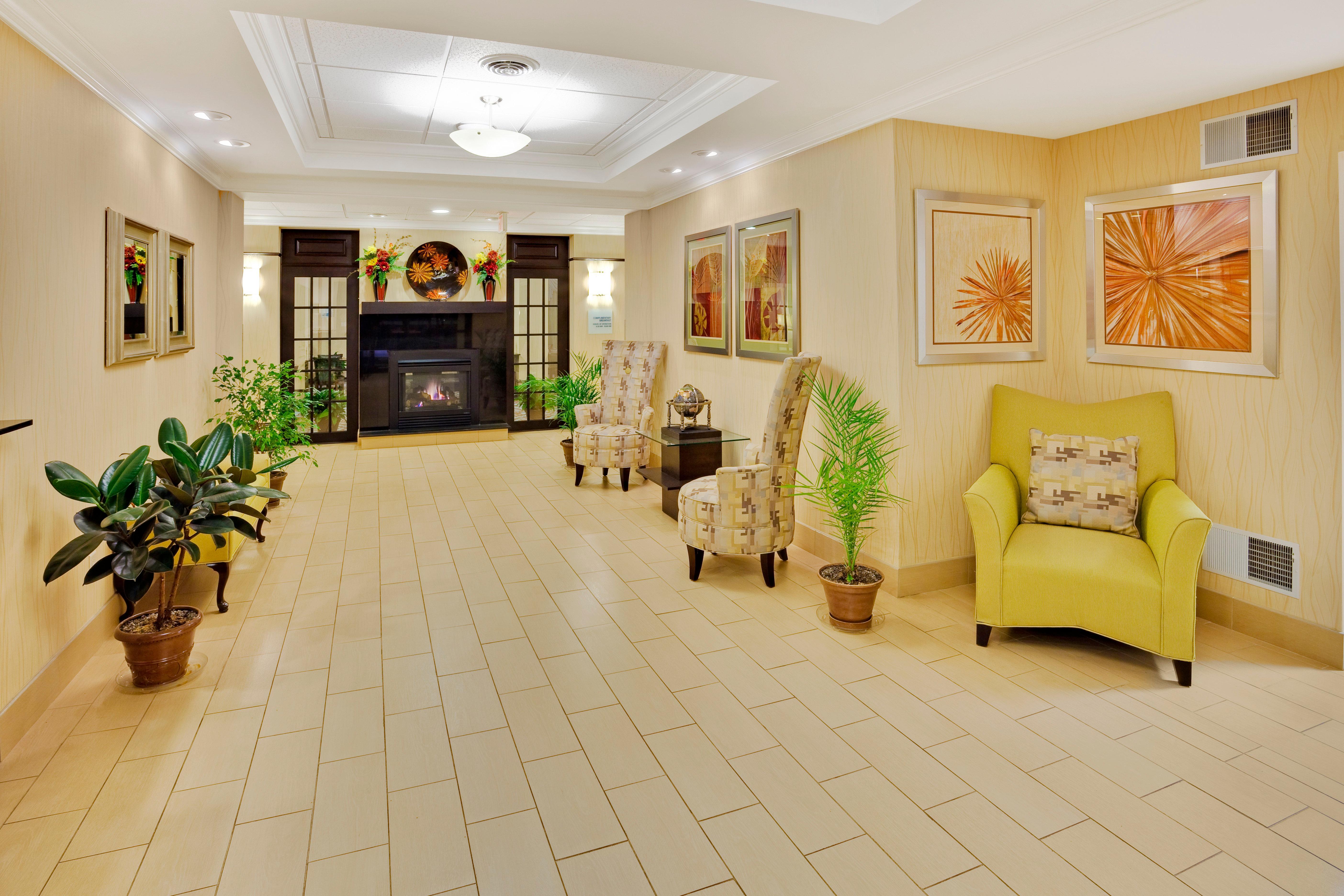 Holiday Inn Express Hotel & Suites Lebanon By Ihg Interior photo