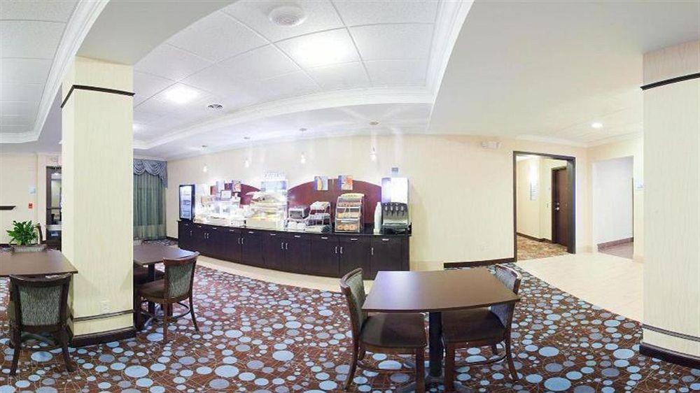 Holiday Inn Express Hotel & Suites Lebanon By Ihg Exterior photo