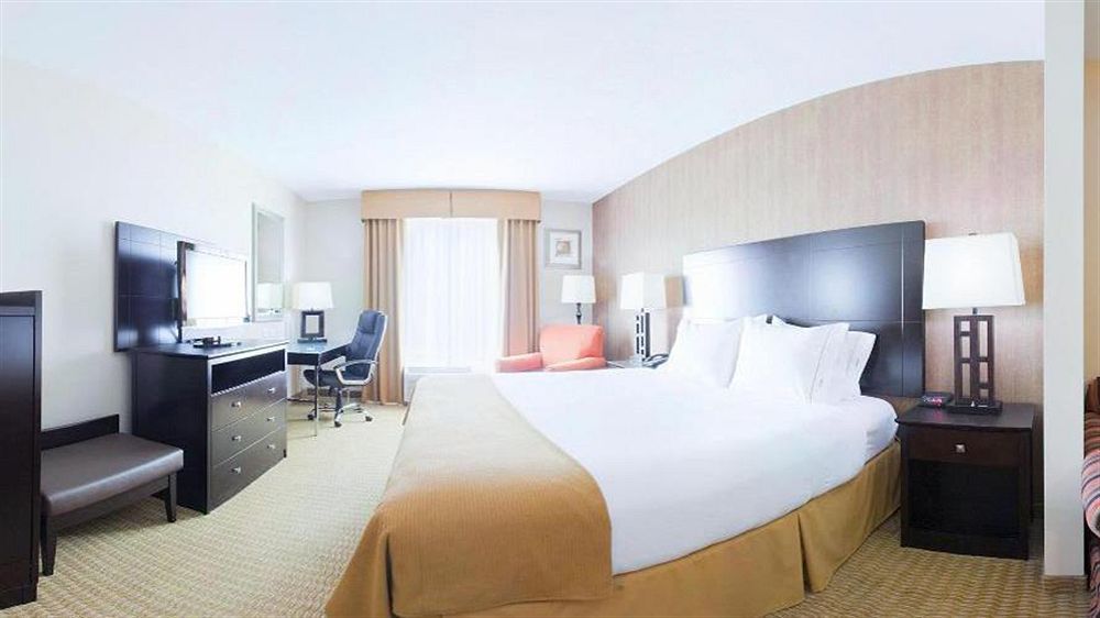 Holiday Inn Express Hotel & Suites Lebanon By Ihg Exterior photo